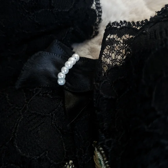 Vintage Gold Victoria Secret Dark Floral Embroidered Roses Lace Pearl Bodysuit - Picture 4 of 16